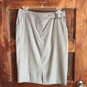 St. John pencil skirt - size 2